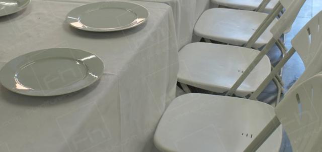 Corporate London Lunch https://mill-media.s3.eu-west-2.amazonaws.com/furniture-hire-uk/article_additional/corporate-lunch-london11/corporate-lunch-london11-740x350.jpg - Our white table cloths add to the clean look.