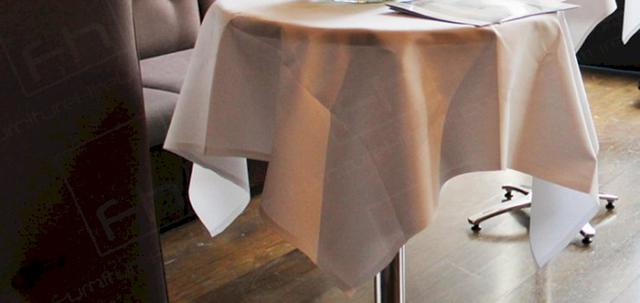 Foreign Exchange Event https://mill-media.s3.eu-west-2.amazonaws.com/furniture-hire-uk/article_additional/foreign-exchange-event-5/foreign-exchange-event-5-740x350.jpg - Walnut finishes, open space and furniture hire.
