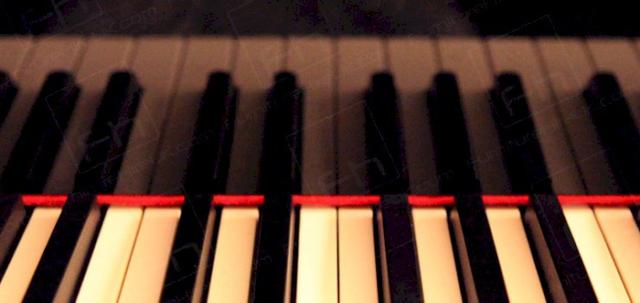 Jamie Cullum Concert https://mill-media.s3.eu-west-2.amazonaws.com/furniture-hire-uk/article_additional/jamie-cullum-concert5/jamie-cullum-concert5-740x350.jpg - Photo-Credit: Harriet Armstrong