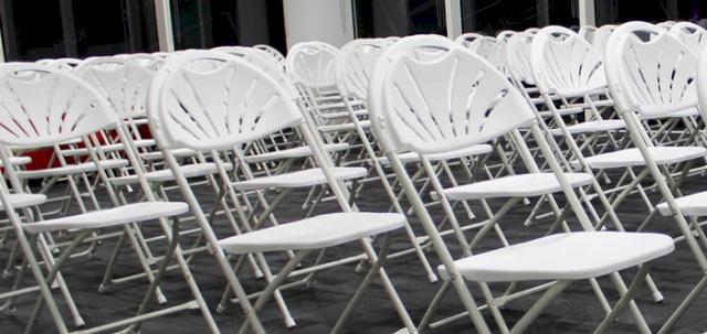 Meetings in London https://mill-media.s3.eu-west-2.amazonaws.com/furniture-hire-uk/article_additional/london-meetings4/london-meetings4-740x350.jpg - Add style to your meetings with our folding chairs.