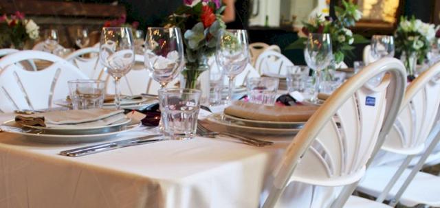 London Wedding https://mill-media.s3.eu-west-2.amazonaws.com/furniture-hire-uk/article_additional/london-wedding10/london-wedding10-740x350.jpg - White folding seating bringing an informal look to indoor events.