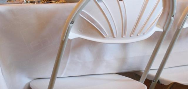 London Wedding https://mill-media.s3.eu-west-2.amazonaws.com/furniture-hire-uk/article_additional/london-wedding12/london-wedding12-740x350.jpg - Informal & stylish wedding chairs for London party.