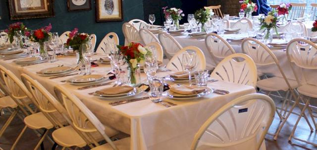 London Wedding https://mill-media.s3.eu-west-2.amazonaws.com/furniture-hire-uk/article_additional/london-wedding4/london-wedding4-740x350.jpg - White linen & seating for a light wedding look.