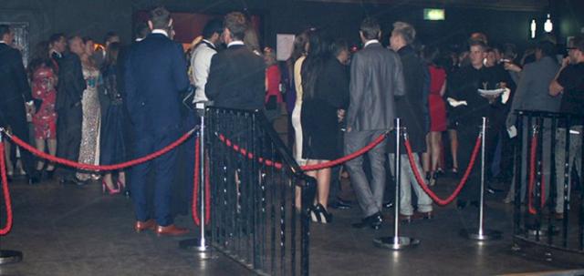 National Reality Television Awards 2013 https://mill-media.s3.eu-west-2.amazonaws.com/furniture-hire-uk/article_additional/national-reality-television-awards8/national-reality-television-awards8-740x350.jpg - Ropes and posts being utilised effectively.
HA02R | HA02P