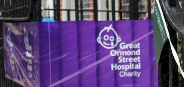 Street Party https://mill-media.s3.eu-west-2.amazonaws.com/furniture-hire-uk/article_additional/street-party16/street-party16-740x350.jpg - Great Ormond Street Charity Fundraiser.