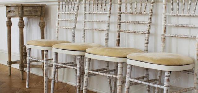 Stunning Wedding Venue https://mill-media.s3.eu-west-2.amazonaws.com/furniture-hire-uk/article_additional/stunning-wedding-venue2/stunning-wedding-venue2-740x350.jpg - Hire Chiavari chairs in the thousands. Suitable for large and small weddings.