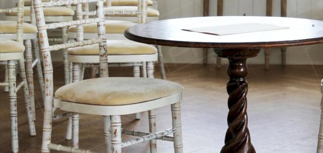 Stunning Wedding Venue https://mill-media.s3.eu-west-2.amazonaws.com/furniture-hire-uk/article_additional/stunning-wedding-venue5/stunning-wedding-venue5-740x350.jpg - Ready to sit and sign?