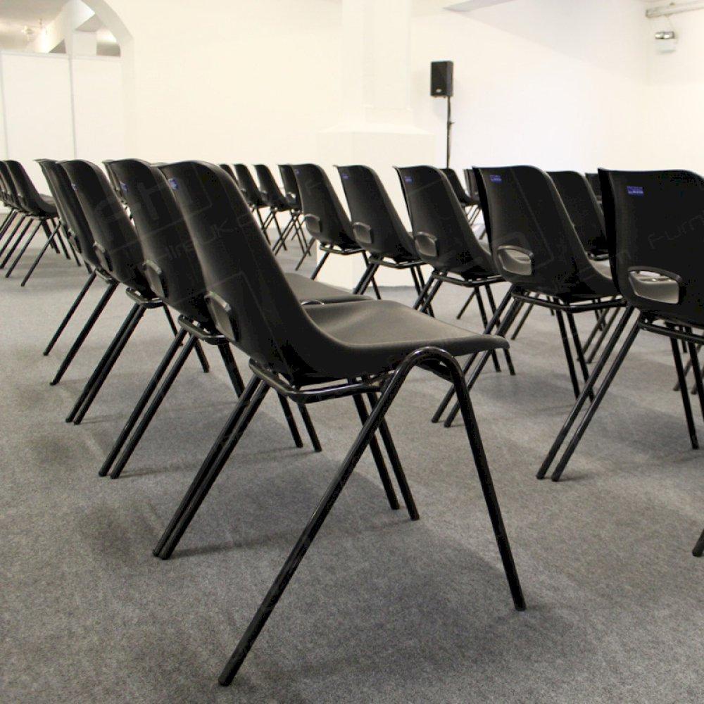 Preparation for guest speakers at the Elite Business Event