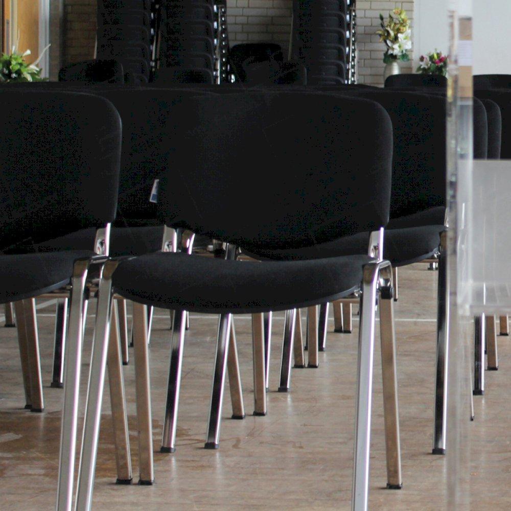 Padded seat & back keep guests comfy for hours & hours.