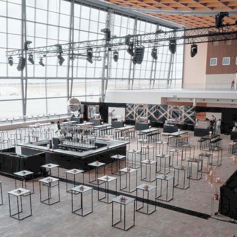 Nevada Box Frame Table - Black