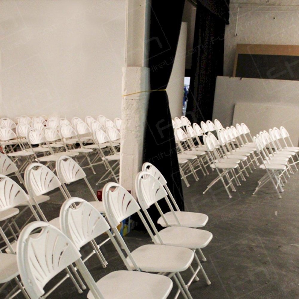 Ensure your chairs are kept in neat rows with the use of our linking loops.