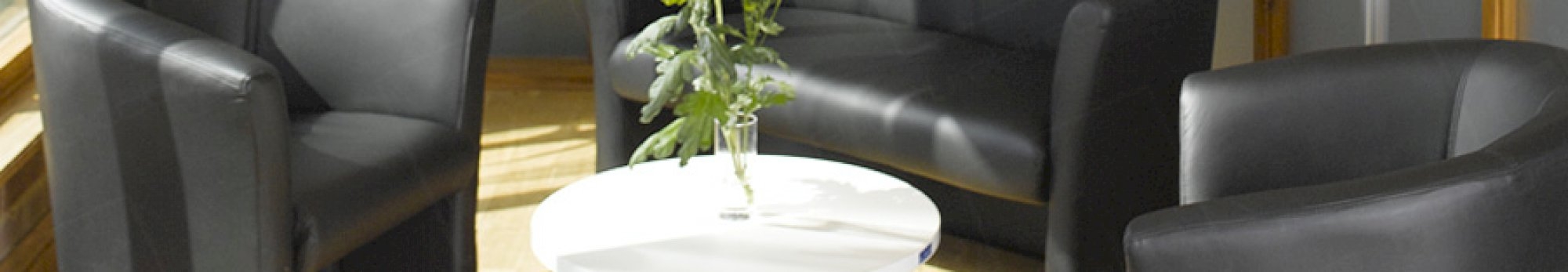 white round coffee table