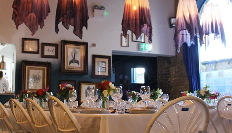 City Centre Weddings - Adding Extra Glam Factor Via Furniture